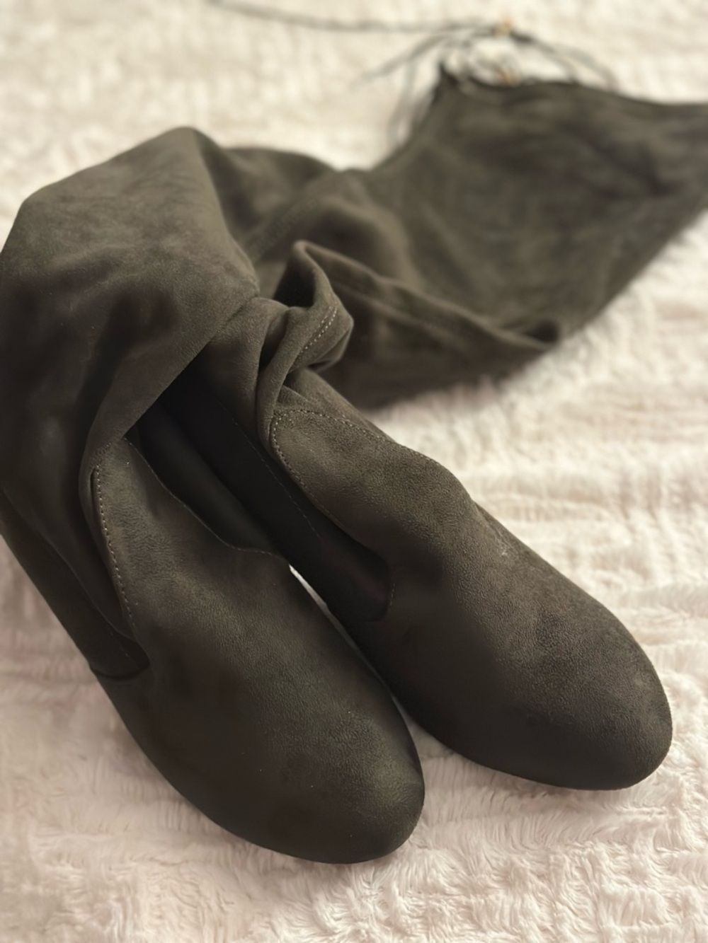 Women's Over-the-Knee Block Heel Boots in Dark Olive - Picture 5 of 11